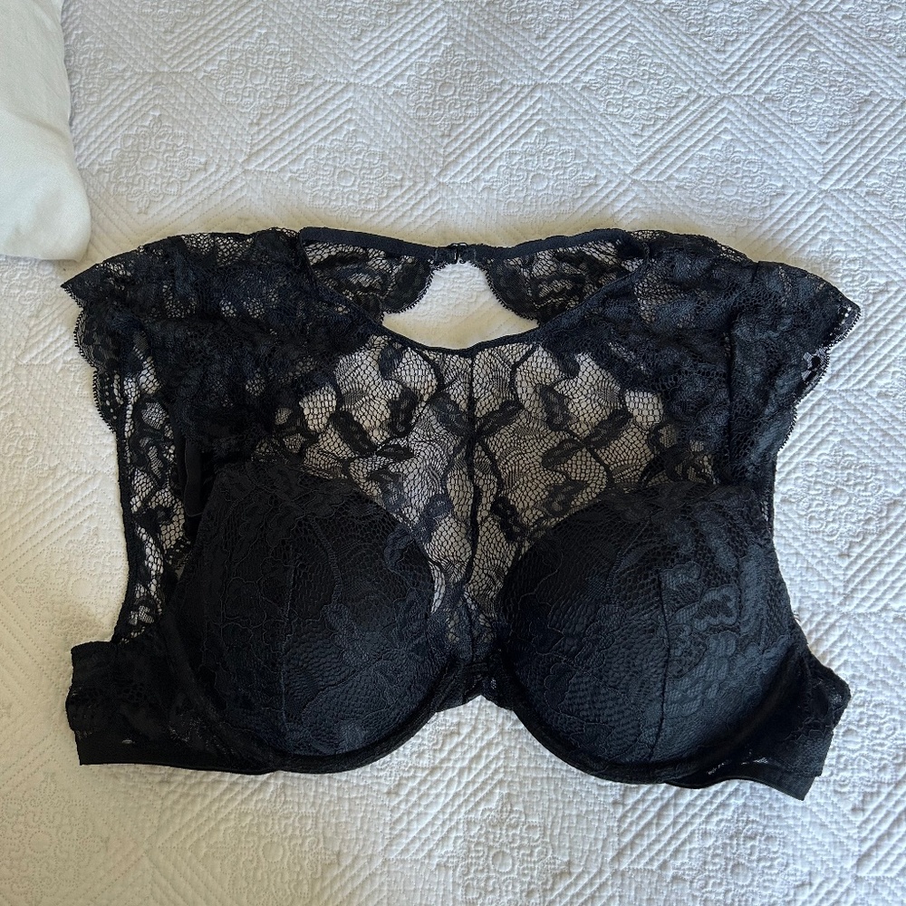 La SenZa High Neck Lace Padded Bralette Bra Top Size 34C